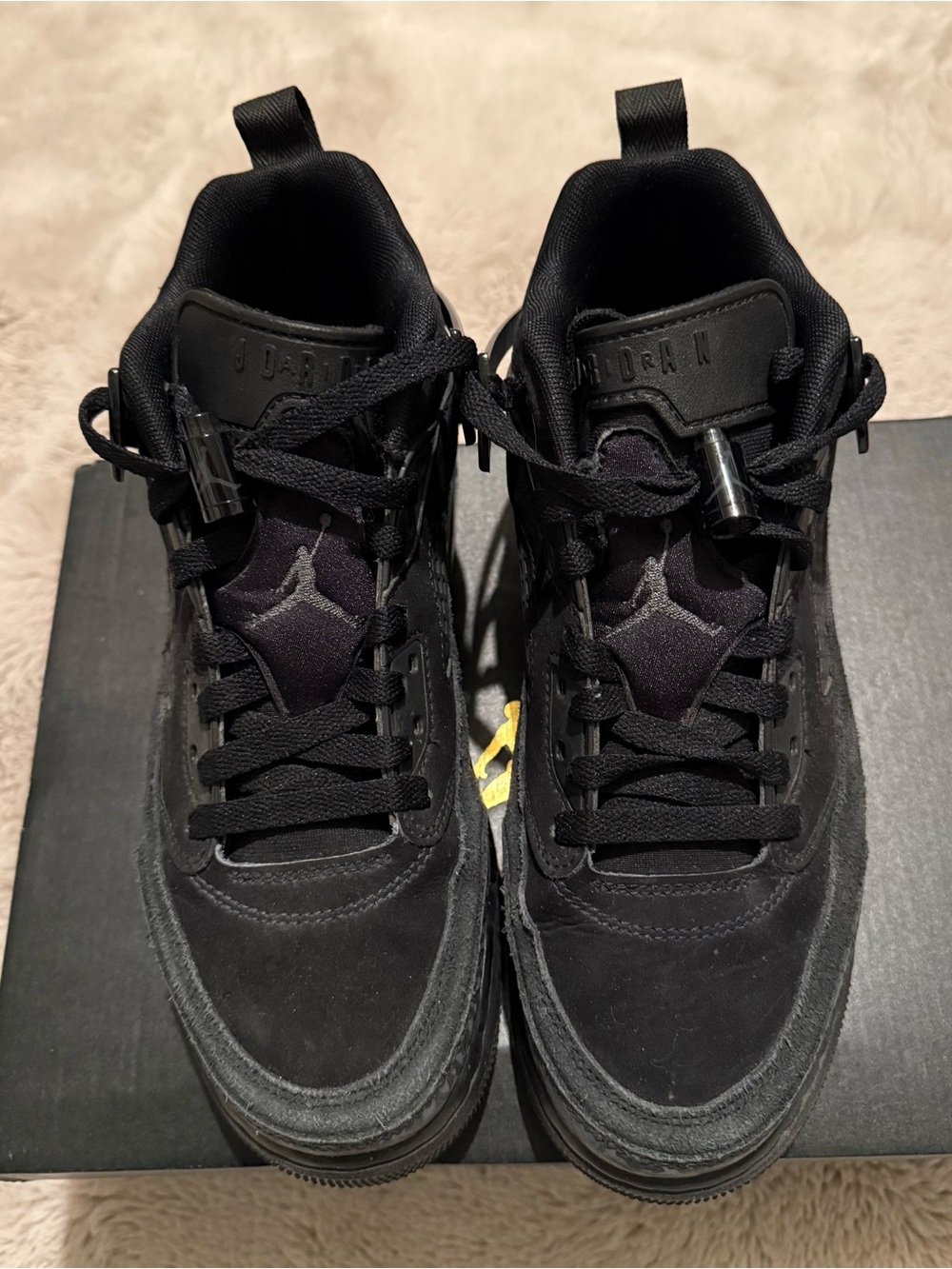 Jordan Boy’s Spizike Black Low-Top Sneakers 6.5